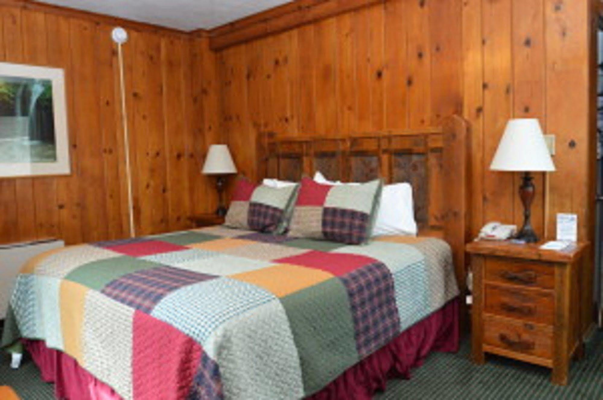 Starved Rock Lodge & Conference Center Utica 외부 사진